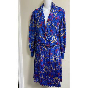 Castleberry Vintage Floral Skirt Suit Set‎